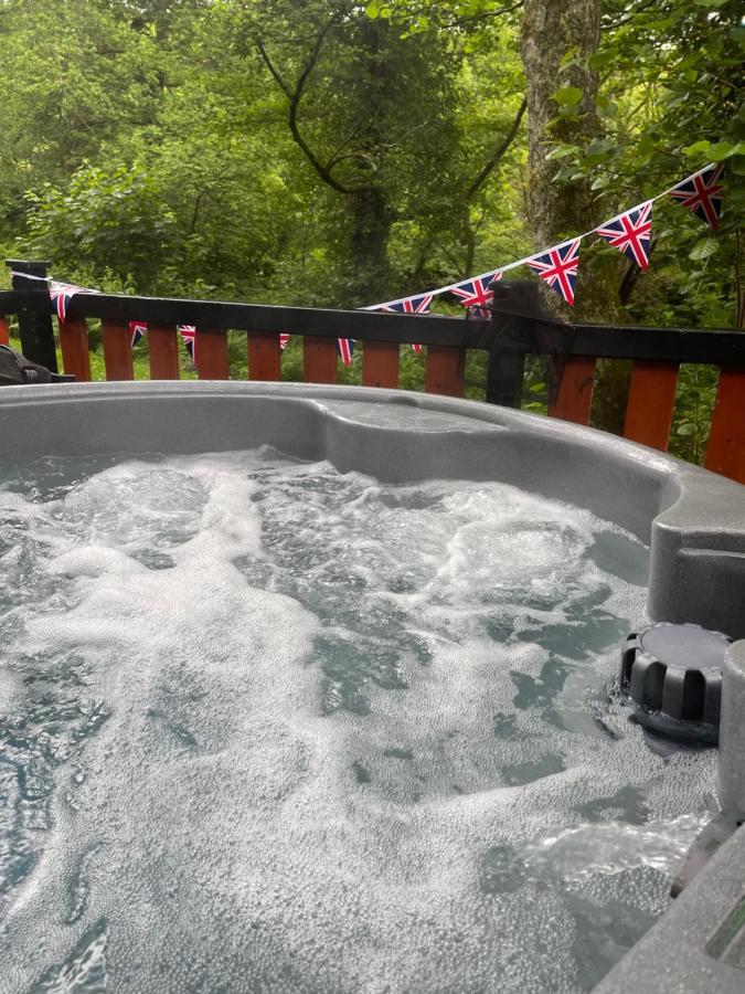 L10 - The Conwy Spa With Hot Tub Villa Bethesda Exterior foto